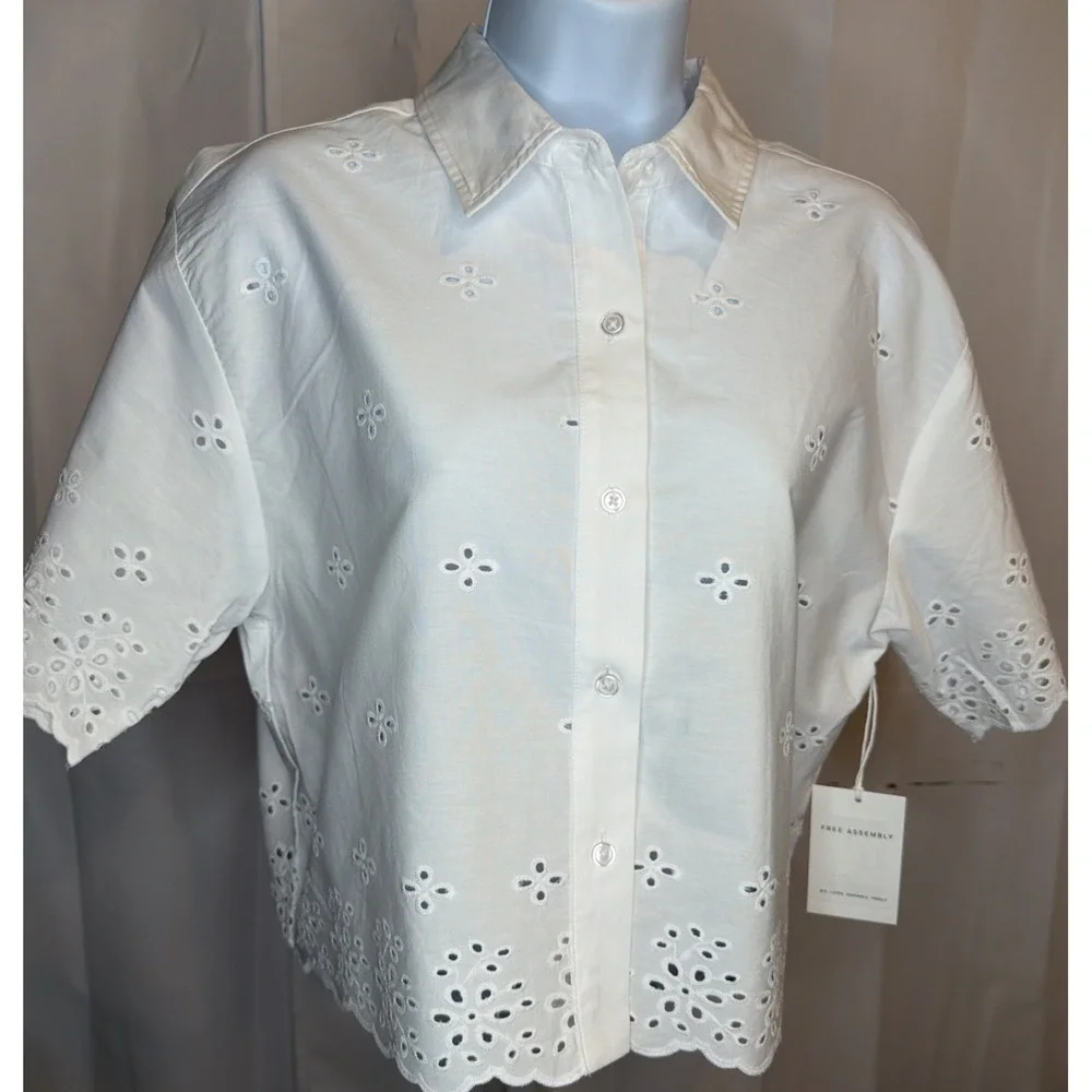Free Assembly Women's Small Cropped Cotton Eyelet Shirt  NWT - Picture 6 of 11
